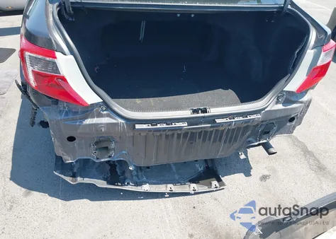 2013 Toyota Camry Le z USA, uszkodzony, nr VIN 4T1BF1FK6DU657272